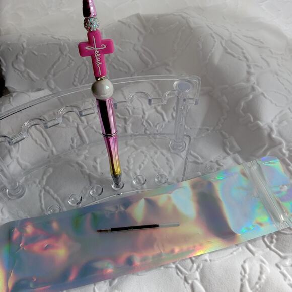 Pen - Picture 4 of 4